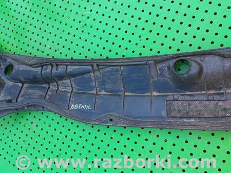 Пластик под лобовое стекло для Toyota Avensis T250 (02.2003-10.2009) Киев 5578205041
