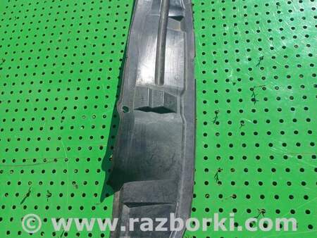 Кронштейн крыла переднего для Skoda Octavia Киев 1U0821111