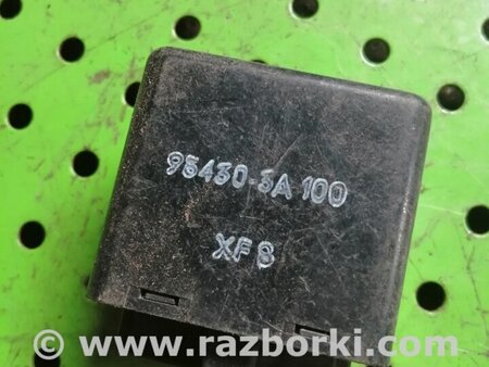 Блок реле для Hyundai Trajet (1999-2007) Киев 954303A100