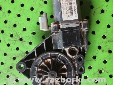 Стеклоподъемник передний правый для Hyundai i30 Киев 824602R000