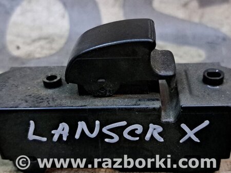 Кнопка стеклоподьемника для Mitsubishi Lancer X 10 (08-17) Киев 8608A066