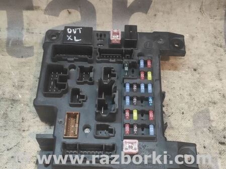 Корпус блока предохранителей в салоне для Mitsubishi Outlander XL Киев 8637C097
