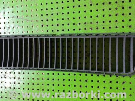 Решетка бампера для Skoda Octavia Киев 1U0853677