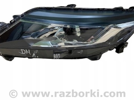 Фара линза для Mitsubishi L200 Коломия 8301D377