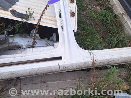 Порог правый для Volkswagen Caddy 3 (2003-2020) Житомир
