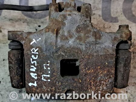 Суппорт передний правый для Mitsubishi Lancer X 10 (08-17) Киев 4605A476