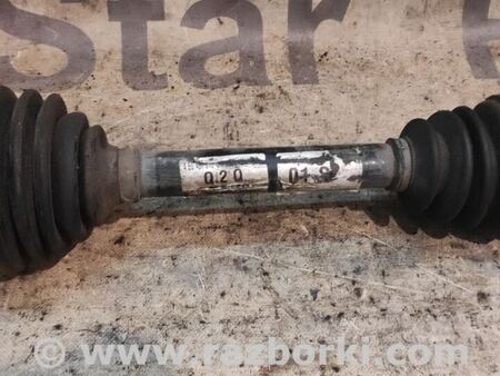 Полуось передняя правая для Audi (Ауди) A8 D3 (07.2002-10.2009) Киев 4E0407272Q