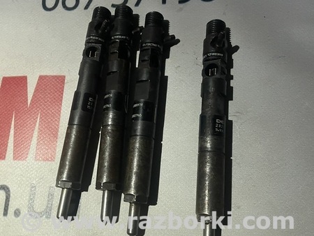 Форсунка топливная для Renault Megane 3 Львов H8200827965, 166000897R