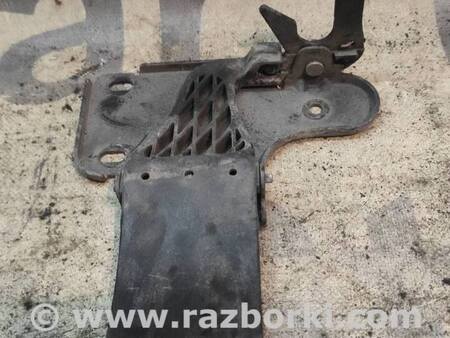 Замок капота для Audi (Ауди) A8 D3 (07.2002-10.2009) Киев 4E0823485B