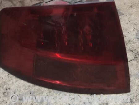 Фонарь задний левый для Audi (Ауди) A8 D3 (07.2002-10.2009) Киев 4E0945095E