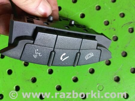 Кнопки руля для Mitsubishi Outlander XL Киев 8750A021