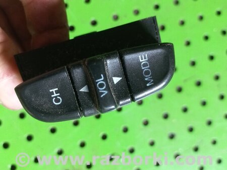 Кнопки руля для Honda CR-V (02-06) Киев 35880S9AA01ZA