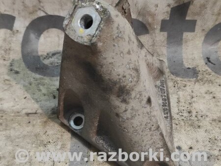 Кронштейн крепления двигателя для Audi (Ауди) A8 D3 (07.2002-10.2009) Киев 4E0199307AR