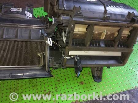 Корпус печки для Toyota Avensis T250 (02.2003-10.2009) Киев 8701005831