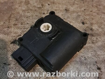 Привод заслонки отопителя для Audi (Ауди) A8 D3 (07.2002-10.2009) Киев 4E0820511