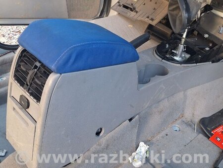 Подлокотник для Volkswagen Caddy 3 (2003-2020) Житомир