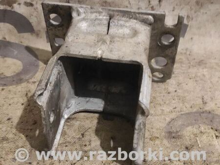 Кронштейн усилителя переднего бампера для Audi (Ауди) A8 D3 (07.2002-10.2009) Киев 4E0807115