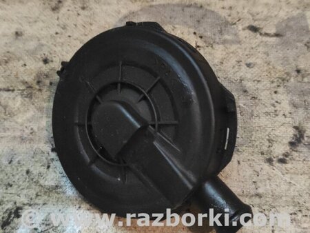 Клапан вентиляции картера для Audi (Ауди) A8 D3 (07.2002-10.2009) Киев 077103245B