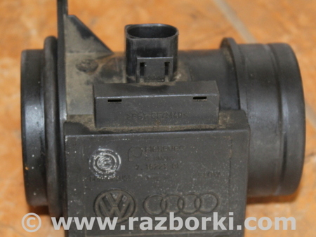 Расходомер воздуха для Audi (Ауди) A3 (все модели 8L, 8P, 8V) Львов 7.18221.01, 074906461