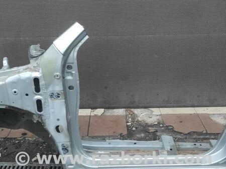 Передняя левая четверть для Nissan Micra K12 (2002-2010) Киев 64121AX630