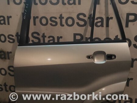 Дверь задняя левая для Toyota RAV-4 (00-05) Киев 6700442050