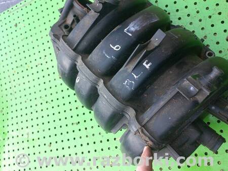 Впускной коллектор для Volkswagen Passat B6 (03.2005-12.2010) Киев 03C129709F