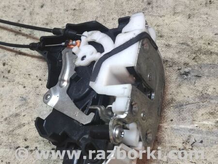 Замок двери передней правой для Mitsubishi Outlander XL Киев 5715A326