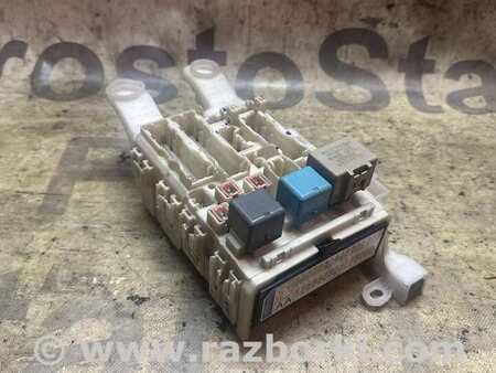 Блок предохранителей салон для Toyota RAV-4 (05-12) Киев 8273042010