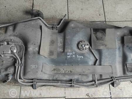 Топливный бак для Toyota RAV-4 (05-12) Киев 7700142200