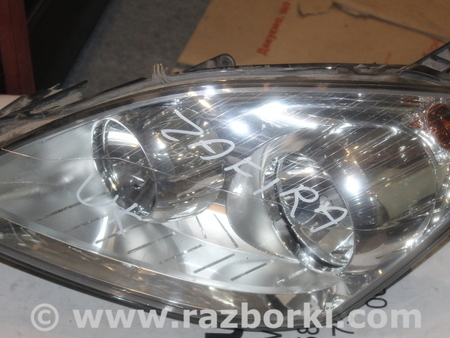 Фара передняя левая для Opel Zafira Львов 13260842, 0301214605