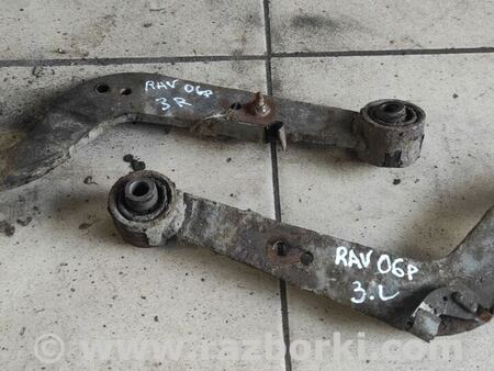 Рычаг поперечный задней подвески верхний для Toyota RAV-4 (05-12) Киев 4879042020