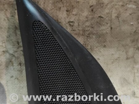 Накладка двери для Toyota Avensis T250 (02.2003-10.2009) Киев 6749105060