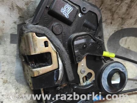 Замок двери задней левой для Toyota Avensis T250 (02.2003-10.2009) Киев 6906002101