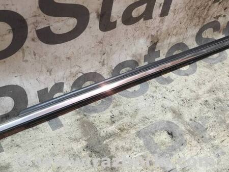 Накладка двери для Toyota Avensis T250 (02.2003-10.2009) Киев 7572020491
