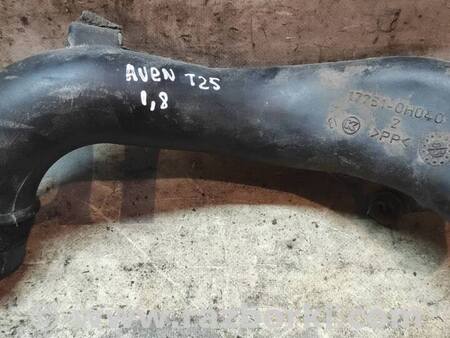Патрубок системы подачи воздуха для Toyota Avensis T250 (02.2003-10.2009) Киев 177510H040
