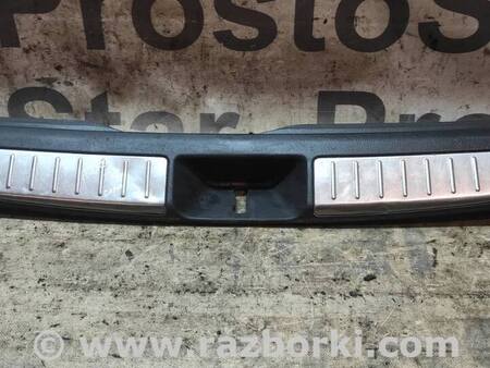 Обивка панели багажника задней для Toyota Avensis T250 (02.2003-10.2009) Киев 5838705090B0