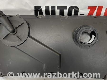 Клапанная крышка для Volkswagen Passat B5 (08.1996-02.2005) Львов 038103469R