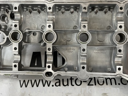 Клапанная крышка для Audi (Ауди) A4 B8 - 8K2, 8K5 (08.2007-11.2015) Львов 06K103475D 