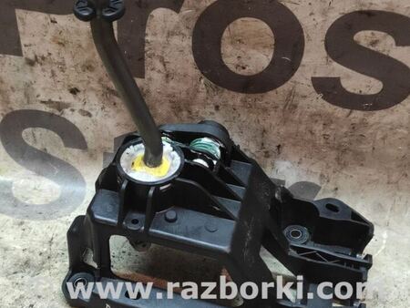 Кулиса МКПП для Toyota Avensis T250 (02.2003-10.2009) Киев 3353005071