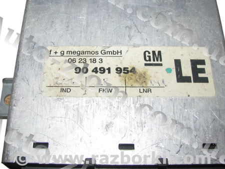 Блок комфорта для Opel Omega B (1994-2003) Львов 90491954 LE