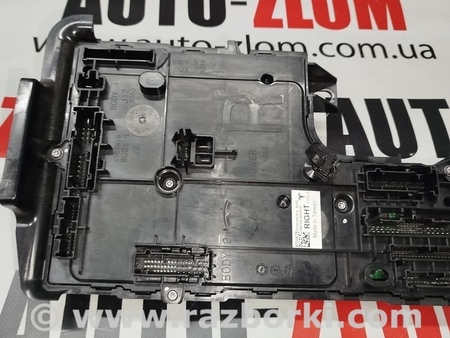 Блок комфорта для Tesla Model Y Львов 1657650-40-A, 1497848-00-E 