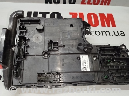 Блок комфорта для Tesla Model Y Львов 1497846-00-D, 1497848-00-D