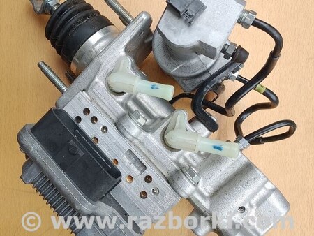 Насос ABS для Toyota Camry 70 XV70 (01.2017-...)  Киев 47210-42200, 47050-42200