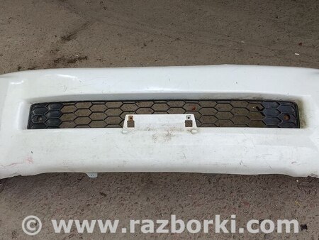 Бампер передній для Toyota Hilux Киев 52119-0K350