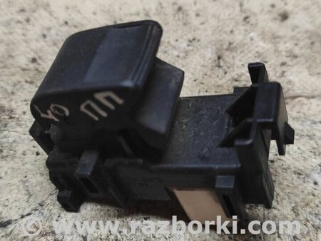 Кнопка стеклоподъемника передняя правая для Toyota Camry 40 XV40 (01.2006-07.2011) Киев 8481006030