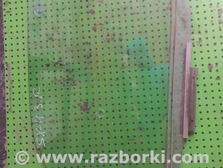 Стекло задней правой двери для Suzuki SX4 Киев 8454180J01
