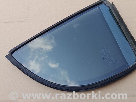Стекло дверное глухое заднее правое для Honda Civic 4D Киев 73405-SNB-E00