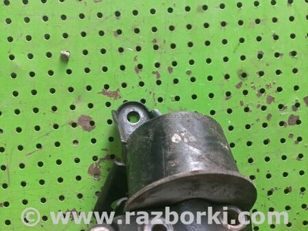 Подушка двигателя правая для Nissan X-Trail T30 (2001-2008) Киев 112108H800