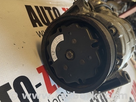 Компрессор кондиционера для Audi (Ауди) A4 B6 - 8E5, 8EC (11.2000-11.2004) Львов 8E0260805F 