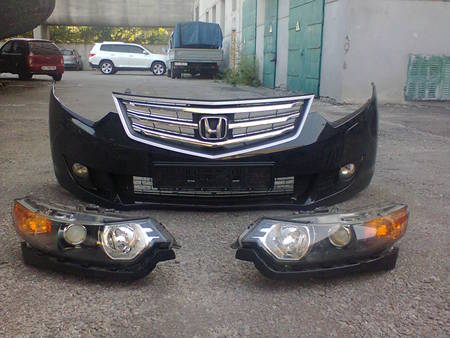 Бампер передний для Honda Accord (все модели) Киев